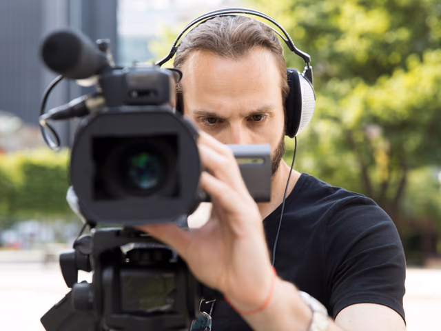 Filmes Ingatlanok projekt weboldal
